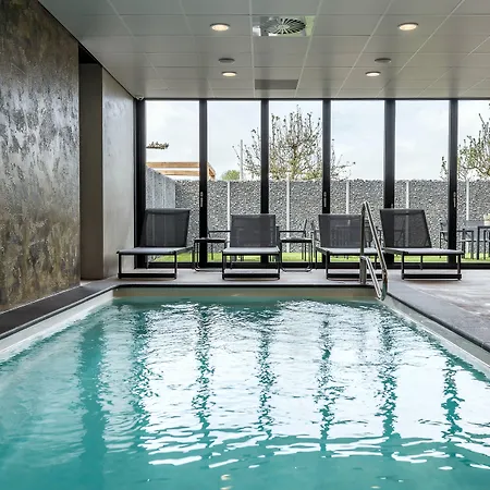 Fruitpark & ホテル Ochten