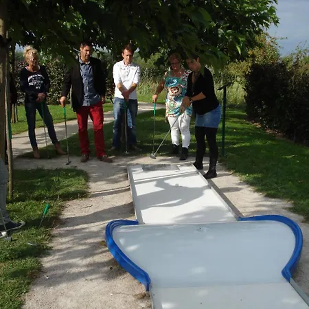 ホテル Fruitpark & 4*