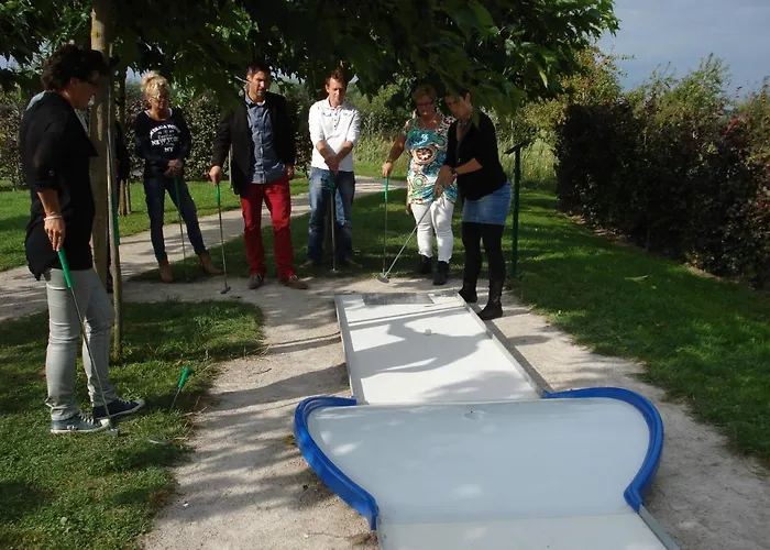 Hotel Fruitpark & 4*