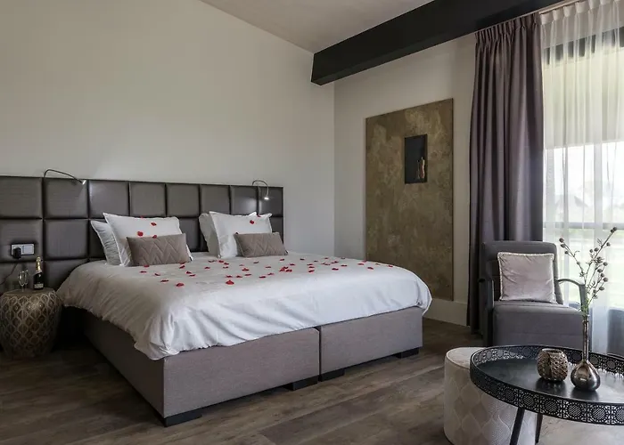 Fruitpark & Hotell 4*