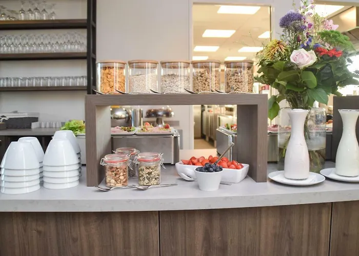 Hotel Fruitpark & 4*