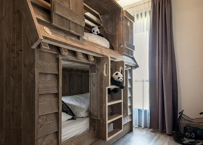 Fruitpark & מלון 4*